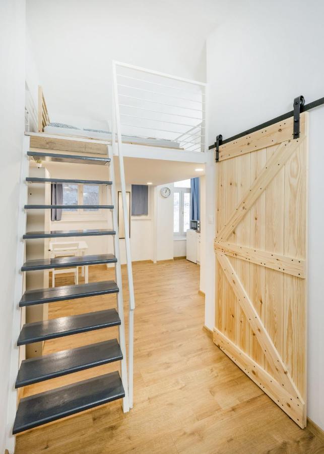 V12 Apartments Budapest Luaran gambar