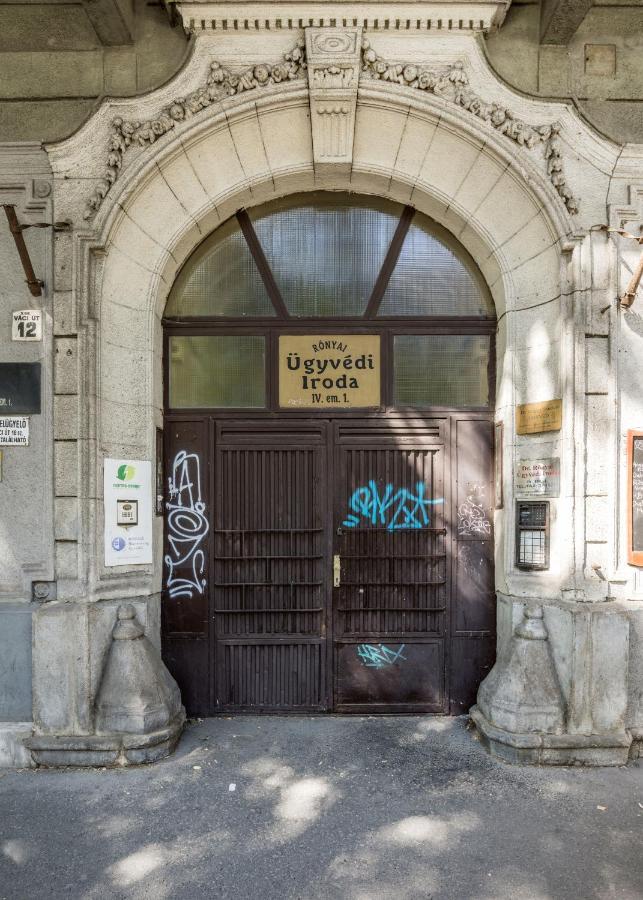 V12 Apartments Budapest Luaran gambar